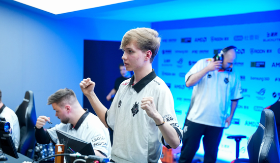 Zonic阿卡丽切麻微笑 雨凡烬架狙狂杀 PYL队1-0微笑队